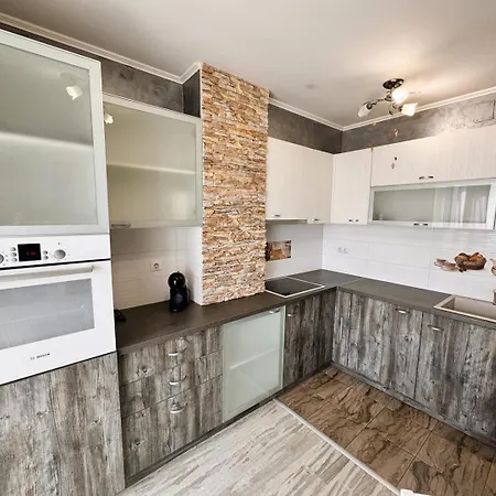 Apartment 1br Next To Grand Mall *