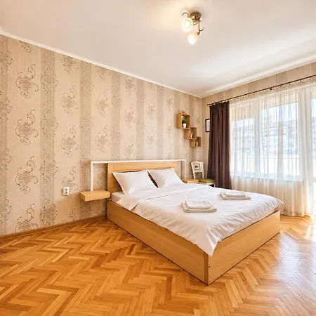 1br Next To Grand Mall Апартаменти *