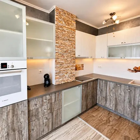 1br Next To Grand Mall Варна