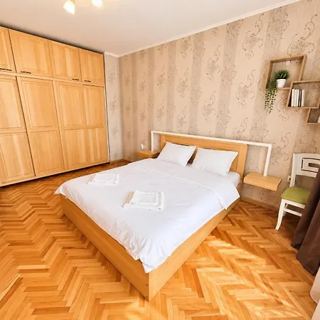 1br Next To Grand Mall